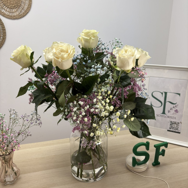 Ramo Claridad | Rosas blancas, paniculata y limonium DIY Ramo Claridad | Rosas blancas, paniculata y limonium DIY