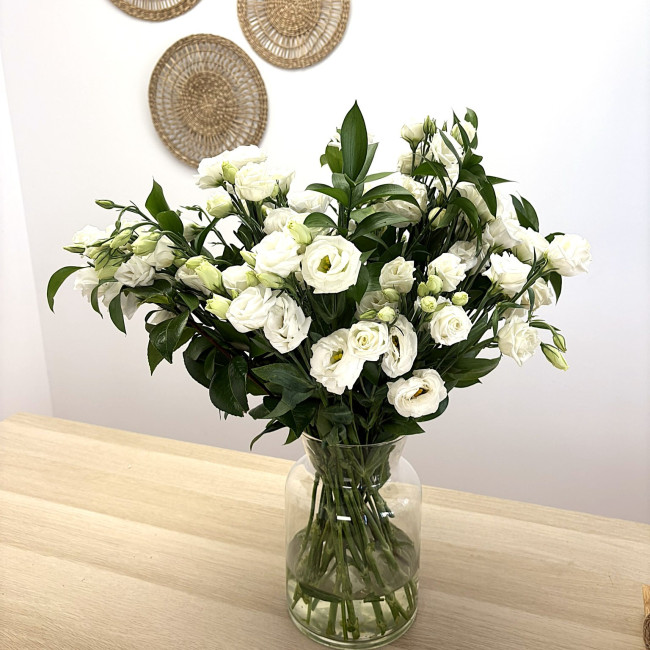 Ramo de Lisianthus Blanco | Flores Frescas de Agricultor Nacional – Hazlo Tú Mismo Ramo de Lisianthus Blanco | Flores Frescas de Agricultor Nacional – Hazlo Tú Mismo