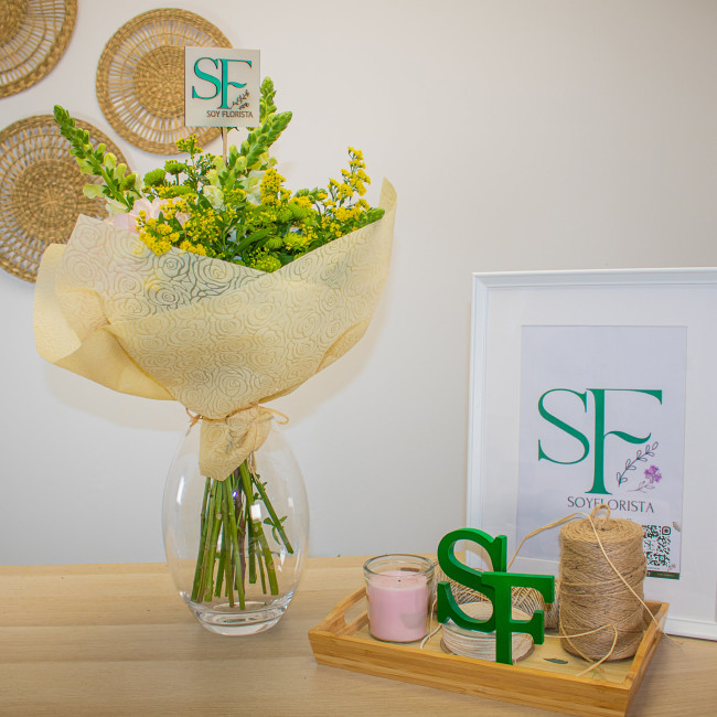 Ramo Fiesta – Regalo con girasol y flores sorpresa hecho por ti Ramo Fiesta – Regalo con girasol y flores sorpresa hecho por ti